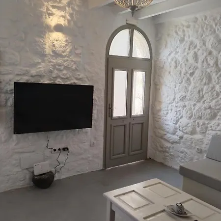 Апартаменты Oniropagida Nisyros #1 *