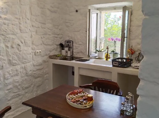 Апартаменты Oniropagida Nisyros #1